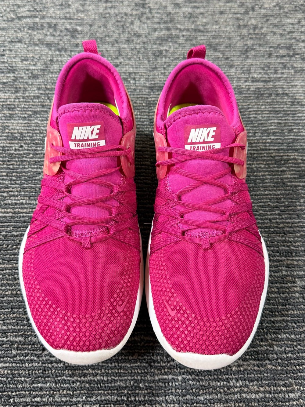 Nike Free TR Focus Flyknit Women Pink Size 9 Cross Training Sneakers 904651-601